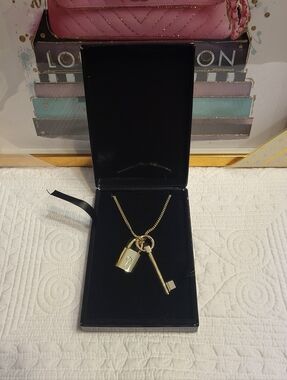 Victoria Secret Gold Padlock and Key Pendant Long Necklace-NWT